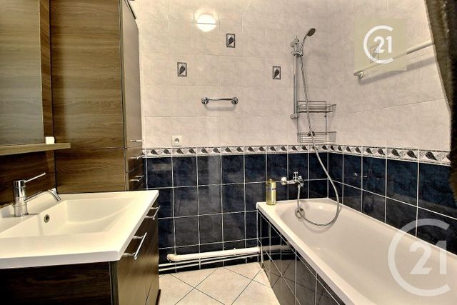 Appartement F3 &agrave; vendre - 3 pi&egrave;ces - 66,64 m2 - Les Pavillons Sous Bois - 93 - ILE-DE-FRANCE