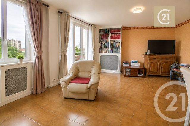 Appartement F4 &agrave; vendre - 3 pi&egrave;ces - 70,30 m2 - Les Pavillons Sous Bois - 93 - ILE-DE-FRANCE