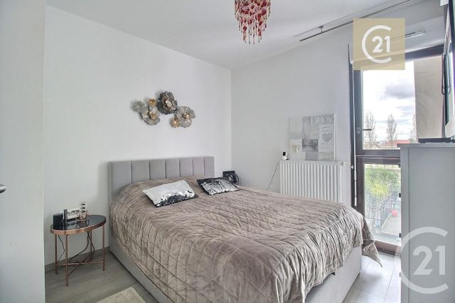 Appartement F3 à vendre - 3 pièces - 60,95 m2 - Les Pavillons Sous Bois - 93 - ILE-DE-FRANCE