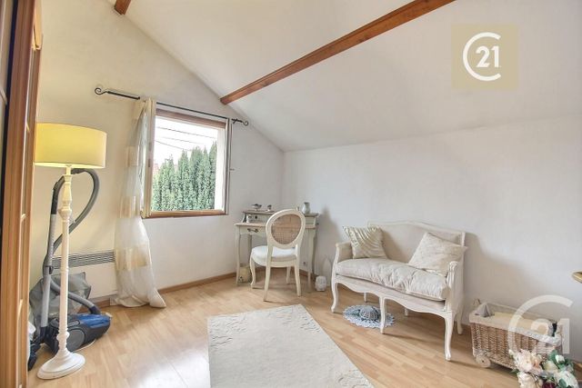 Maison à vendre - 5 pièces - 96,04 m2 - Livry Gargan - 93 - ILE-DE-FRANCE