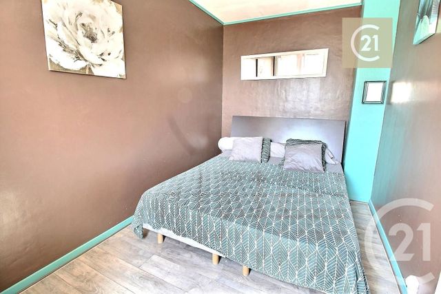 Afficher la photo en grand Appartement F4 à vendre - 4 pièces - 65 m2 - Les Pavillons Sous Bois - 93 - ILE-DE-FRANCE