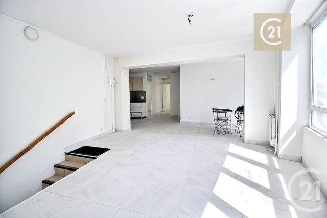 Afficher la photo en grand Appartement F5 à vendre - 11 pièces - 220 m2 - Champigny Sur Marne - 94 - ILE-DE-FRANCE