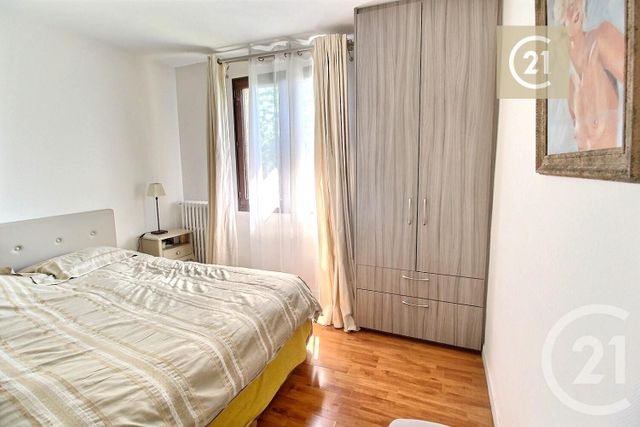 Maison à vendre - 7 pièces - 100 m2 - Livry Gargan - 93 - ILE-DE-FRANCE