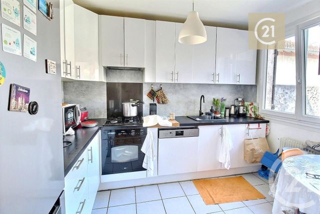 Maison à vendre - 7 pièces - 100 m2 - Livry Gargan - 93 - ILE-DE-FRANCE