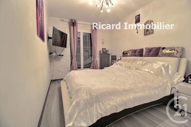 Maison à vendre - 6 pièces - 130,28 m2 - Livry Gargan - 93 - ILE-DE-FRANCE