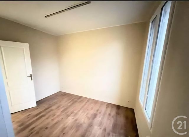 Afficher la photo en grand Appartement F2 à vendre - 2 pièces - 34,35 m2 - Livry Gargan - 93 - ILE-DE-FRANCE