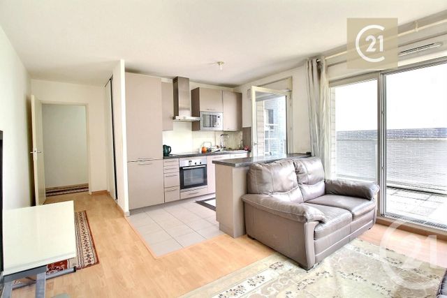 Afficher la photo en grand Appartement F4 à vendre - 4 pièces - 69,70 m2 - Les Pavillons Sous Bois - 93 - ILE-DE-FRANCE