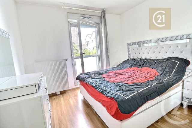 Afficher la photo en grand Appartement F4 à vendre - 4 pièces - 69,70 m2 - Les Pavillons Sous Bois - 93 - ILE-DE-FRANCE