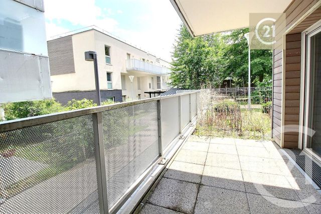 Afficher la photo en grand Appartement F4 à vendre - 4 pièces - 69,70 m2 - Les Pavillons Sous Bois - 93 - ILE-DE-FRANCE