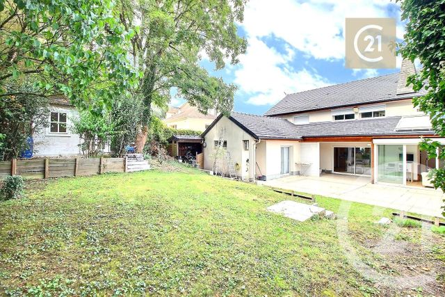 Maison à vendre - 11 pièces - 284,06 m2 - Coubron - 93 - ILE-DE-FRANCE