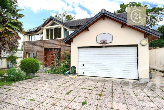 Maison à vendre - 11 pièces - 284,06 m2 - Coubron - 93 - ILE-DE-FRANCE