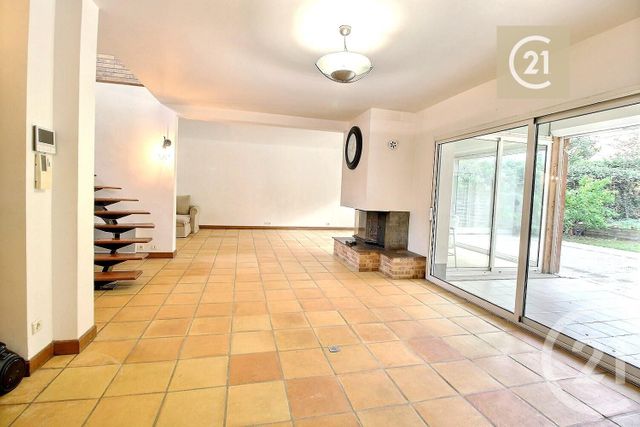 Maison à vendre - 11 pièces - 284,06 m2 - Coubron - 93 - ILE-DE-FRANCE