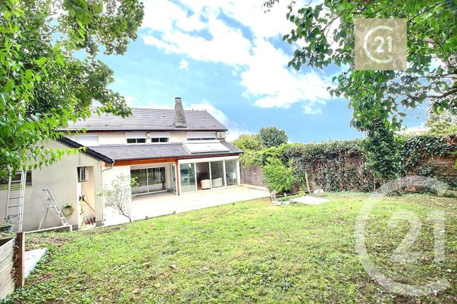 Maison à vendre - 11 pièces - 284,06 m2 - Coubron - 93 - ILE-DE-FRANCE