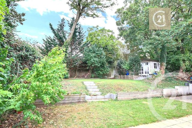 Maison à vendre - 11 pièces - 284,06 m2 - Coubron - 93 - ILE-DE-FRANCE