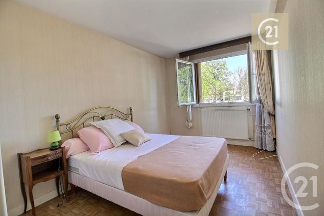 Afficher la photo en grand Appartement F2 à vendre - 2 pièces - 54 m2 - Les Pavillons Sous Bois - 93 - ILE-DE-FRANCE