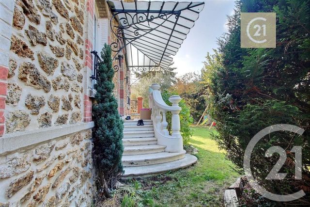 Maison à vendre - 6 pièces - 223,30 m2 - Les Pavillons Sous Bois - 93 - ILE-DE-FRANCE