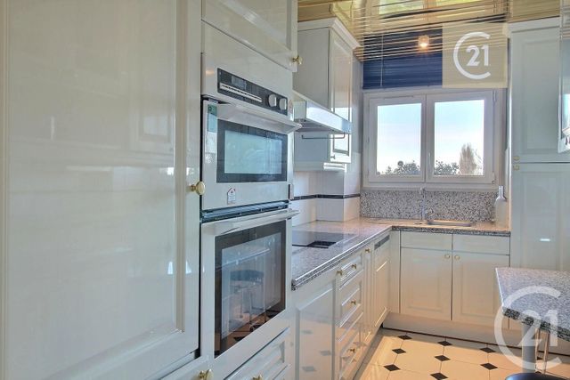 Appartement F3 &agrave; vendre - 4 pi&egrave;ces - 86,20 m2 - Les Pavillons Sous Bois - 93 - ILE-DE-FRANCE