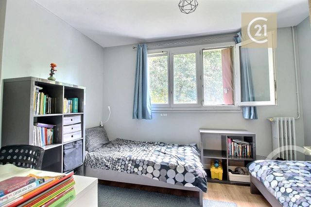 Appartement F4 &agrave; vendre - 4 pi&egrave;ces - 67,93 m2 - Livry Gargan - 93 - ILE-DE-FRANCE