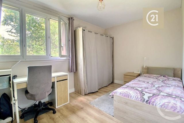 Appartement F4 &agrave; vendre - 4 pi&egrave;ces - 67,93 m2 - Livry Gargan - 93 - ILE-DE-FRANCE