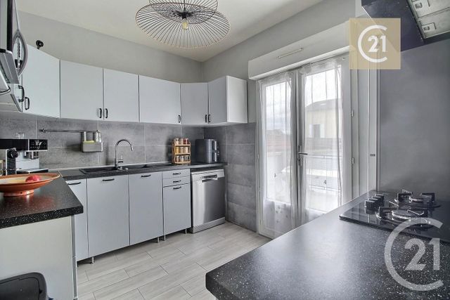 Maison &agrave; vendre - 5 pi&egrave;ces - 81,11 m2 - Les Pavillons Sous Bois - 93 - ILE-DE-FRANCE