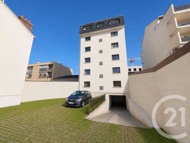 Appartement Studio &agrave; vendre - 1 pi&egrave;ce - 29,77 m2 - Livry Gargan - 93 - ILE-DE-FRANCE