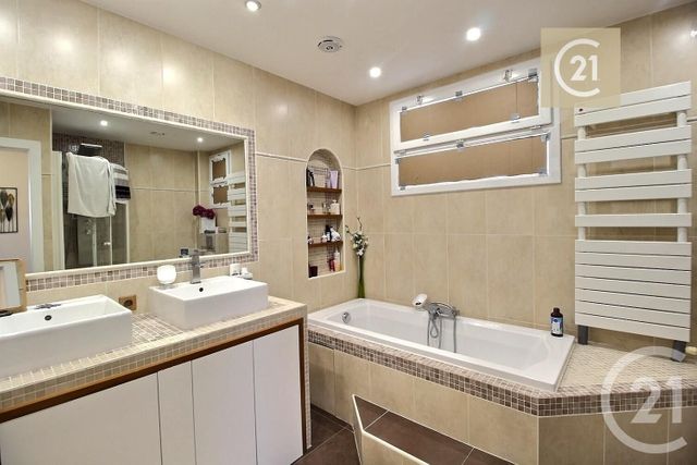 Maison &agrave; vendre - 6 pi&egrave;ces - 178 m2 - Livry Gargan - 93 - ILE-DE-FRANCE