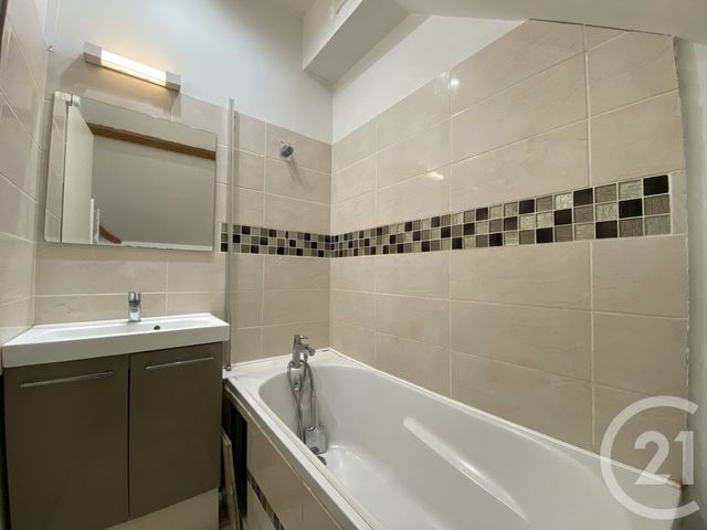Appartement F3 &agrave; vendre - 3 pi&egrave;ces - 60,43 m2 - Les Pavillons Sous Bois - 93 - ILE-DE-FRANCE