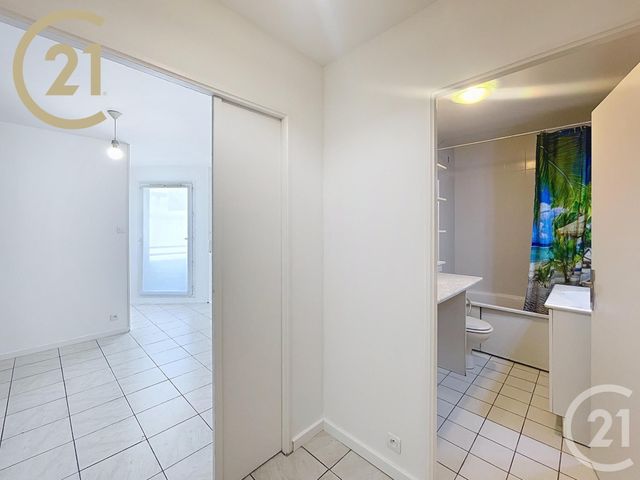 Appartement F1 à vendre - 1 pièce - 32 m2 - Bondy - 93 - ILE-DE-FRANCE