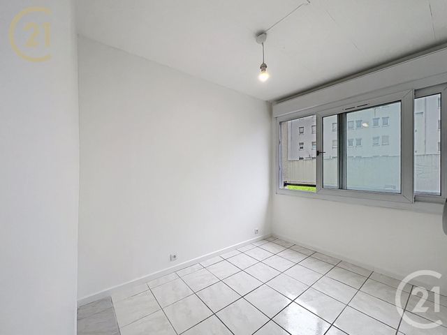 Appartement F1 à vendre - 1 pièce - 32 m2 - Bondy - 93 - ILE-DE-FRANCE