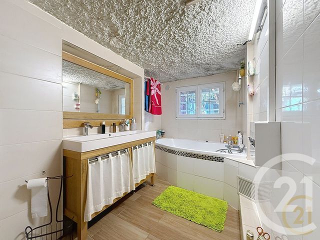 Maison &agrave; vendre - 3 pi&egrave;ces - 137,80 m2 - Bondy - 93 - ILE-DE-FRANCE