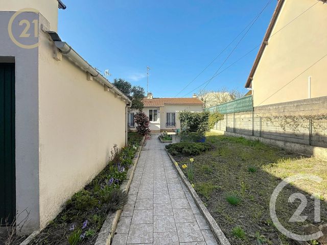 Afficher la photo en grand Maison à vendre - 3 pièces - 53 m2 - Bondy - 93 - ILE-DE-FRANCE