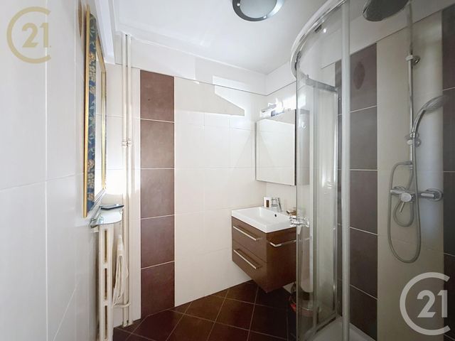 Afficher la photo en grand Appartement F3 à vendre - 3 pièces - 52,86 m2 - Bondy - 93 - ILE-DE-FRANCE