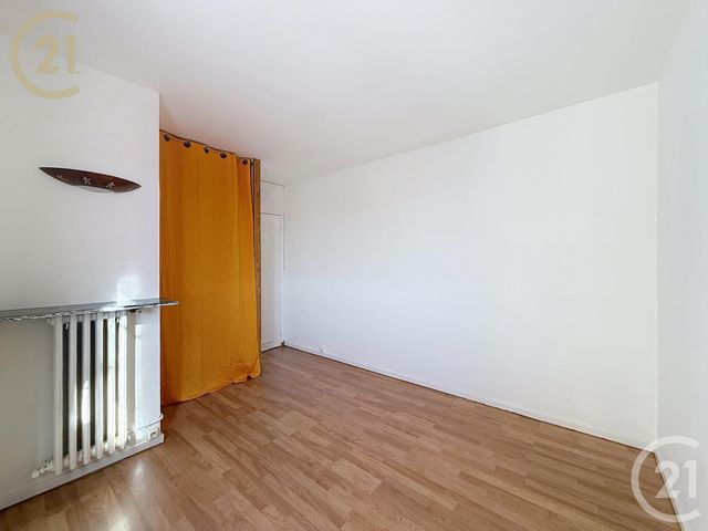 Afficher la photo en grand Appartement F3 à vendre - 3 pièces - 52,86 m2 - Bondy - 93 - ILE-DE-FRANCE