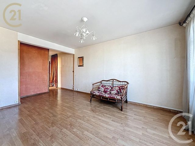 Appartement F3 à vendre - 3 pièces - 52,86 m2 - Bondy - 93 - ILE-DE-FRANCE