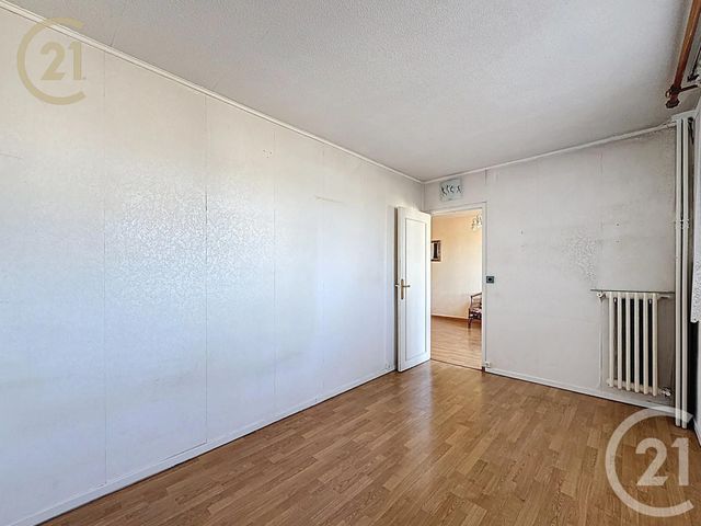 Afficher la photo en grand Appartement F3 à vendre - 3 pièces - 52,86 m2 - Bondy - 93 - ILE-DE-FRANCE