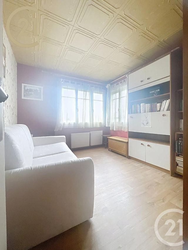 Afficher la photo en grand Appartement F4 à vendre - 4 pièces - 70 m2 - Noisy Le Sec - 93 - ILE-DE-FRANCE