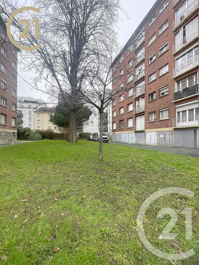 Afficher la photo en grand Appartement F4 à vendre - 4 pièces - 70 m2 - Noisy Le Sec - 93 - ILE-DE-FRANCE