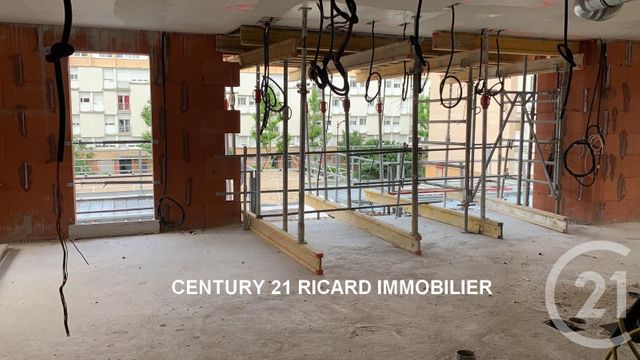 Afficher la photo en grand Appartement F4 à vendre - 4 pièces - 80,68 m2 - Bondy - 93 - ILE-DE-FRANCE