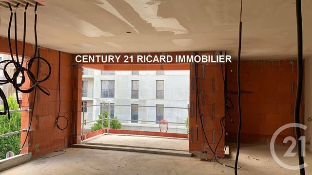 Afficher la photo en grand Appartement F4 à vendre - 4 pièces - 80,68 m2 - Bondy - 93 - ILE-DE-FRANCE