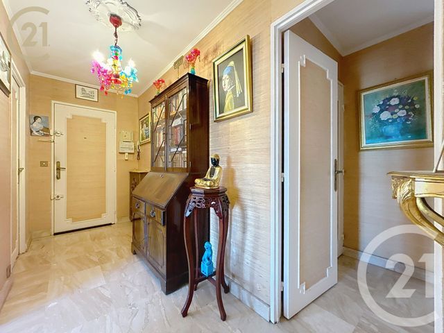 Afficher la photo en grand Appartement F4 à vendre - 4 pièces - 84,79 m2 - Bondy - 93 - ILE-DE-FRANCE