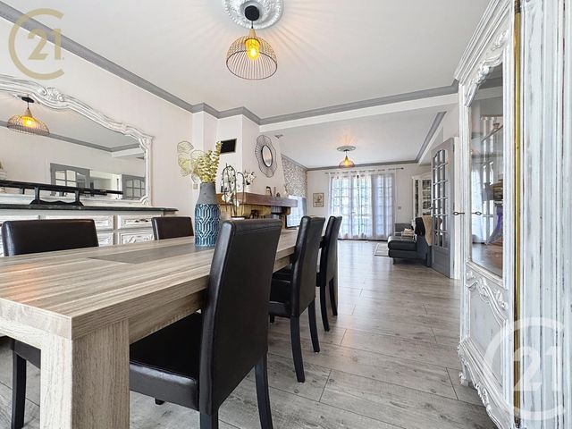 Maison à vendre - 7 pièces - 184 m2 - Bondy - 93 - ILE-DE-FRANCE