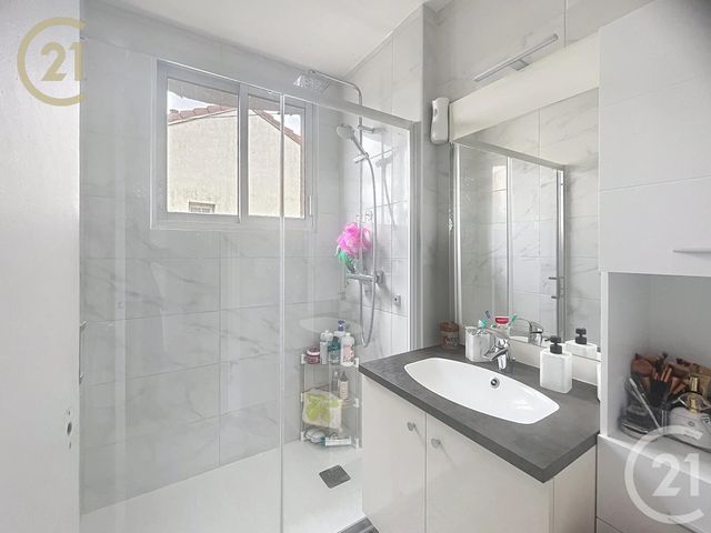 Maison à vendre - 4 pièces - 70 m2 - Noisy Le Sec - 93 - ILE-DE-FRANCE