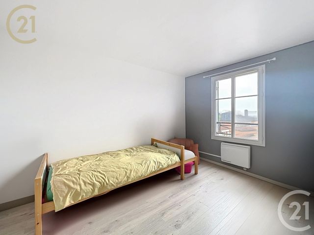 Appartement F4 à vendre - 4 pièces - 89 m2 - Bondy - 93 - ILE-DE-FRANCE