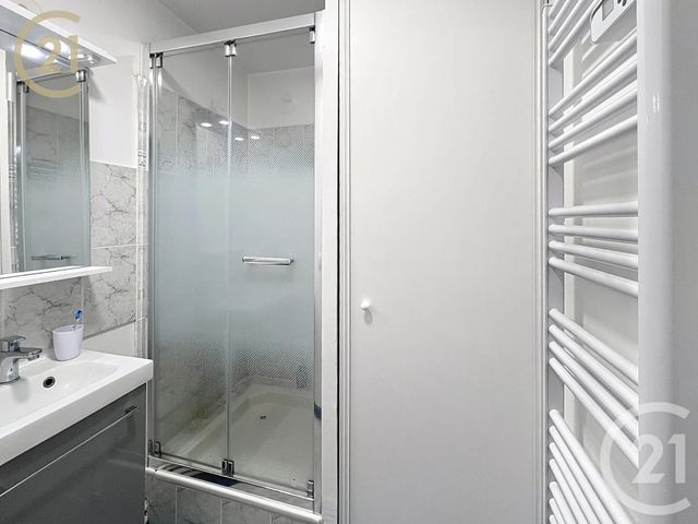 Appartement F4 à vendre - 4 pièces - 89 m2 - Bondy - 93 - ILE-DE-FRANCE