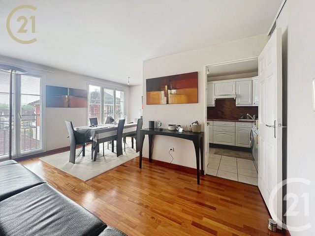 Appartement F4 à vendre - 4 pièces - 89 m2 - Bondy - 93 - ILE-DE-FRANCE