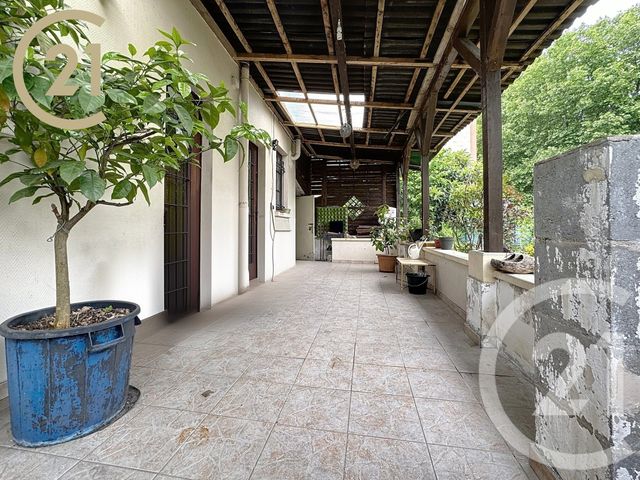 Maison à vendre - 3 pièces - 155,60 m2 - Bondy - 93 - ILE-DE-FRANCE