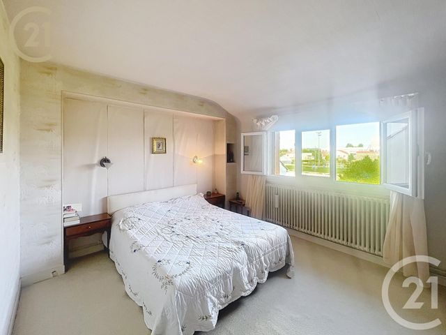 Maison à vendre - 6 pièces - 123 m2 - Bondy - 93 - ILE-DE-FRANCE