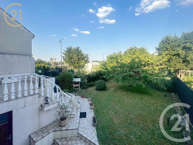 Maison à vendre - 6 pièces - 123 m2 - Bondy - 93 - ILE-DE-FRANCE