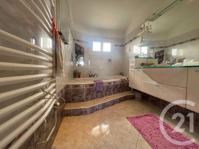 Maison à vendre - 6 pièces - 123 m2 - Bondy - 93 - ILE-DE-FRANCE