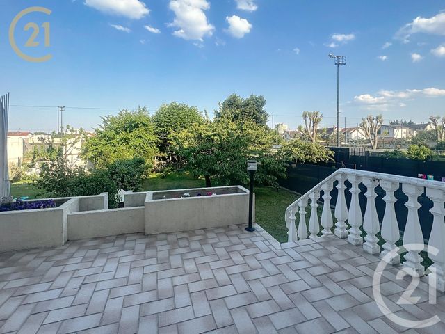 Maison à vendre - 6 pièces - 123 m2 - Bondy - 93 - ILE-DE-FRANCE